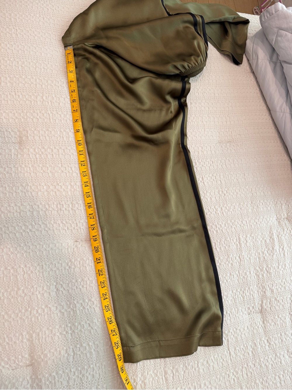 Donni silk track pant olive S - Picture 4 of 5